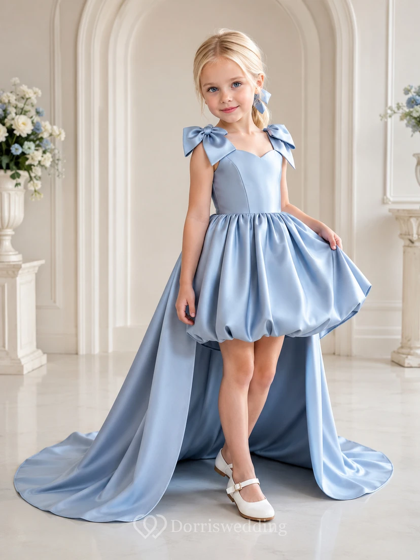 Blumenmädchenkleid, stahlblau, Satin, A-Linie, Rundhalsausschnitt, asymmetrischer Saum, Schleifendetail