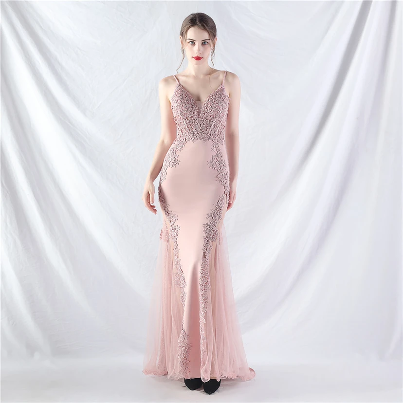 Spitzen-Abendkleid mit heißer Diamant- und Fischgrätenmuster-Weste, tiefem Taillenausschnitt, schulterfreiem Design und kurzer Schleppe video preview