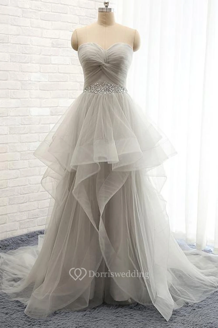 Elegant A-line Scoop Wedding Dresses with Beading