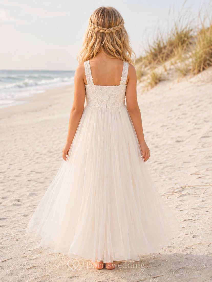 Strandkleid aus Tüll in A-Linie mit eckigem Ausschnitt und wadenlangem Rock view 2