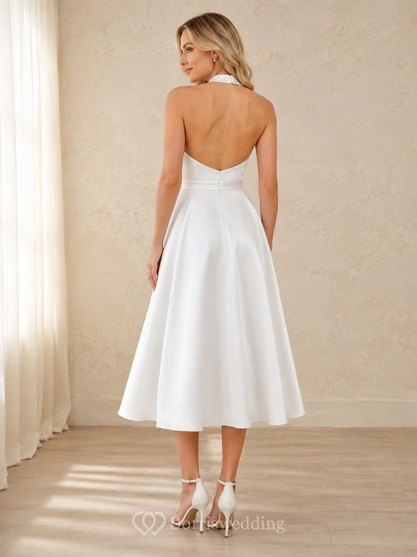 Schlichtes, wadenlanges Satin-Hochzeitskleid mit Neckholder in A-Linie für standesamtliche Trauungen view 2