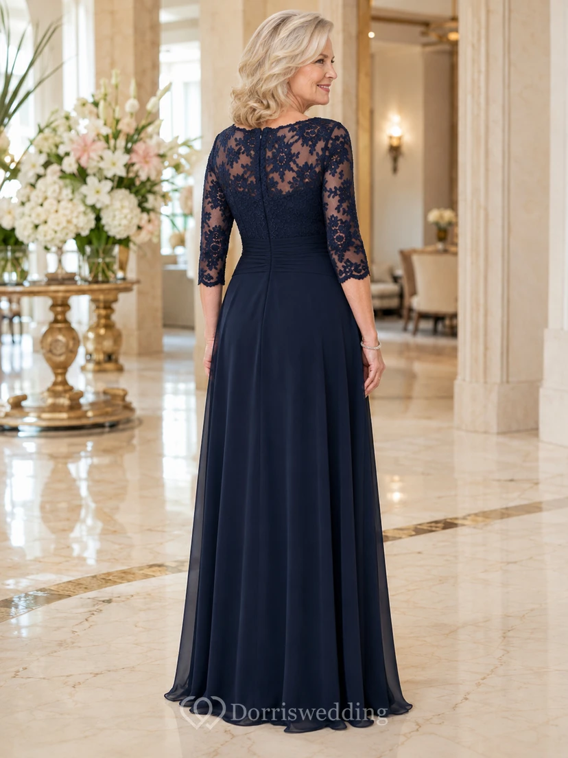 Dunkelblaues, romantisches Chiffon-Abendkleid mit Illusion-Bateau-Ausschnitt, Dreiviertelärmeln, Spitze und bodenlanger Silhouette – ein elegantes Abendkleid für die Großmutter des Bräutigams view 2