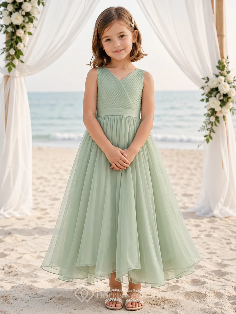 Vestido de niña de las flores color salvia, gasa, tul, corte en A, escote redondo, largo hasta la rodilla, plisado.