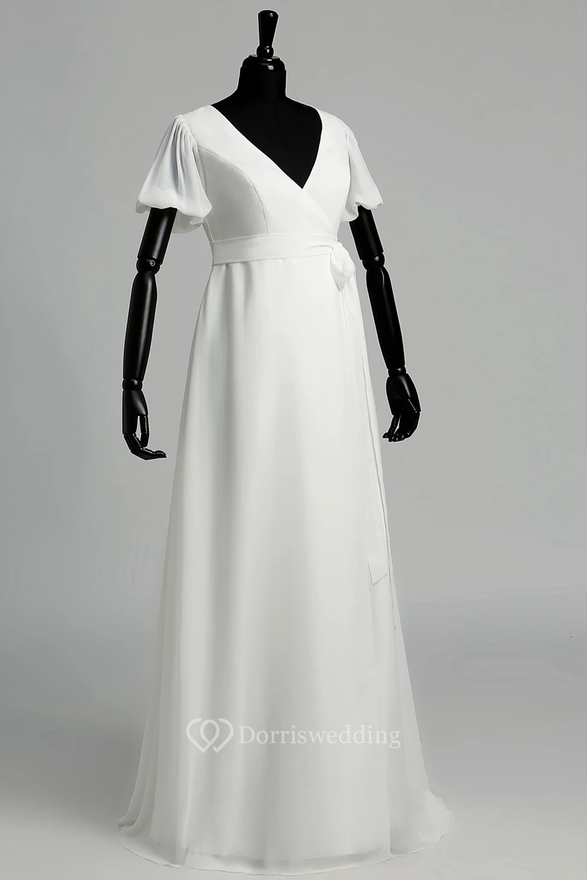 Robe de mariée trapèze à manches courtes bouffantes view 5