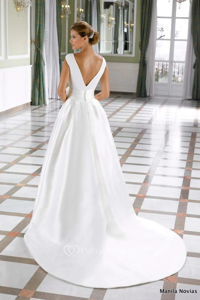 A-Line Draped Scoop-Neck Short-Sleeve Satin Wedding Dress With Bow view 2