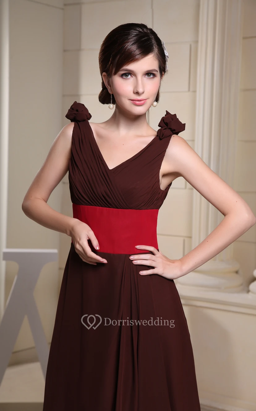 Muti-Color V-Neck Ruched Maxi Dress With Ruching and Flower view 4