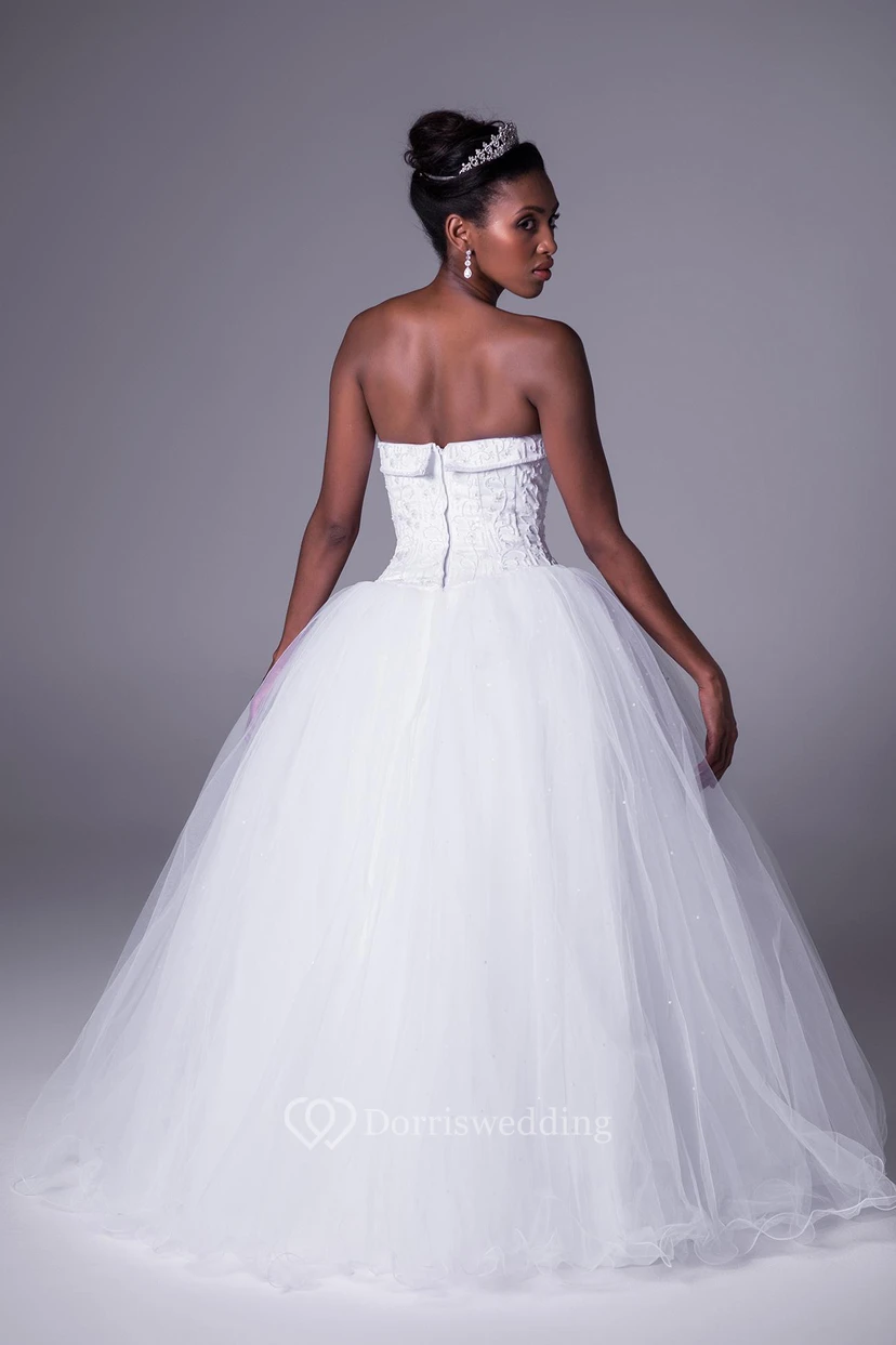 Ball Gown Maxi Strapless Sleeveless Embroidered Tulle Wedding Dress view 2