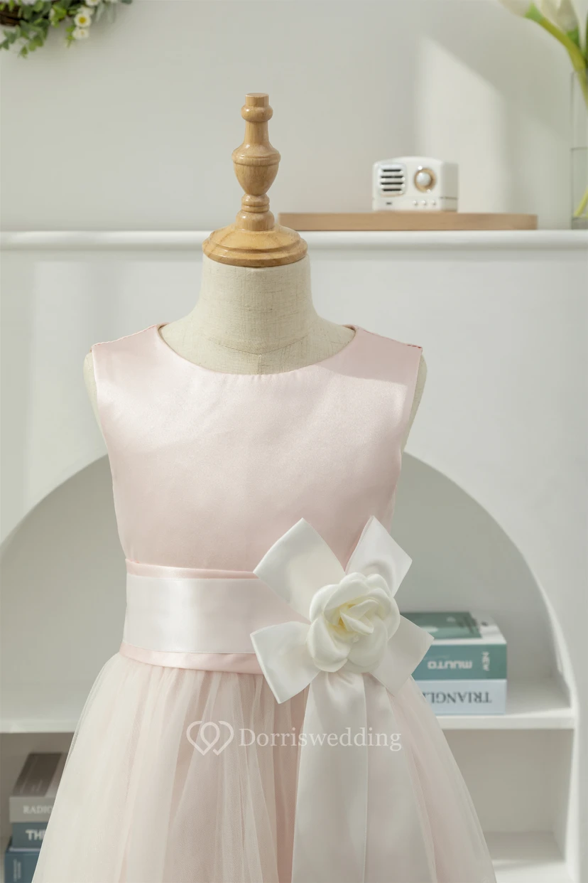 Petal Scoop Sleeveless A-line Tulle Flowergirl Dress view 3