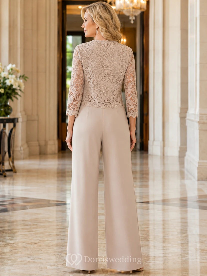 Champagnerfarbener Jumpsuit aus Spitze mit Rundhalsausschnitt und weitem Bein view 2