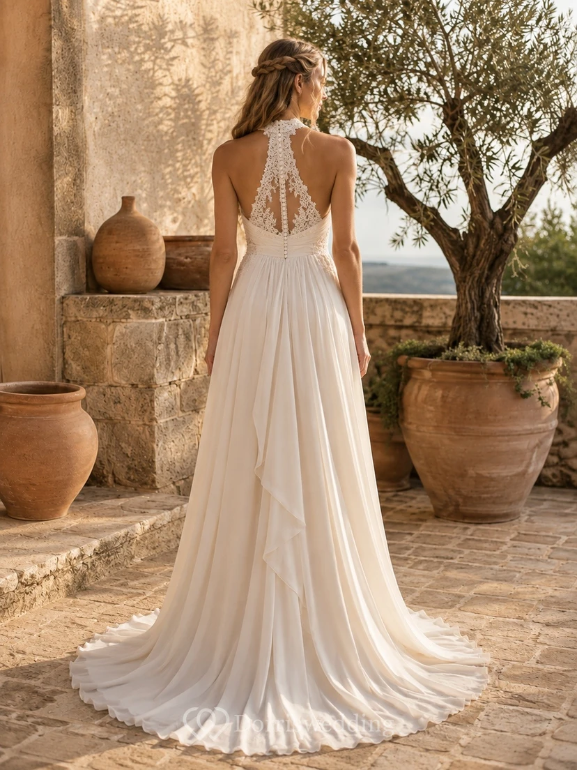 Vestido de novia blanco sencillo, largo hasta el suelo, con escote halter y corte en A. view 2