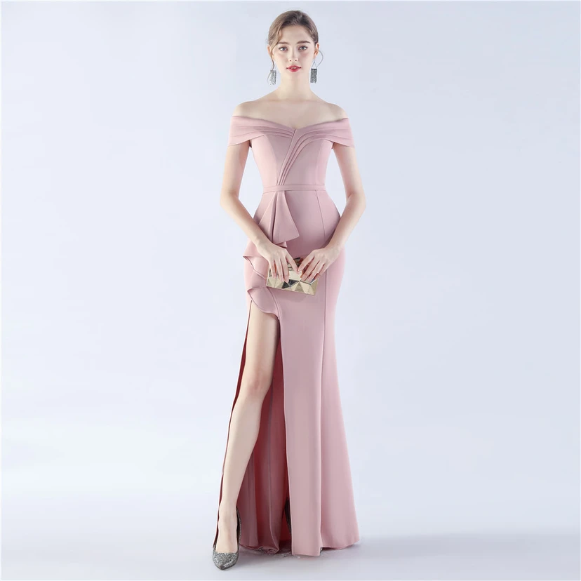 Klassisches langes Abendkleid aus Satin mit One-Shoulder-Ausschnitt view 59