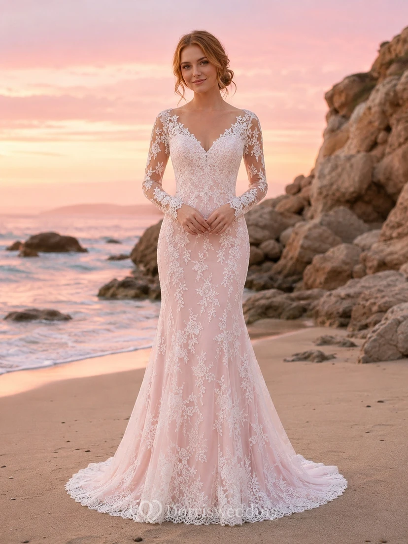 Elegantes, rosafarbenes Brautkleid im Meerjungfrauenstil mit V-Ausschnitt, langen Ärmeln und Schleppe aus Spitze für die Strandhochzeit