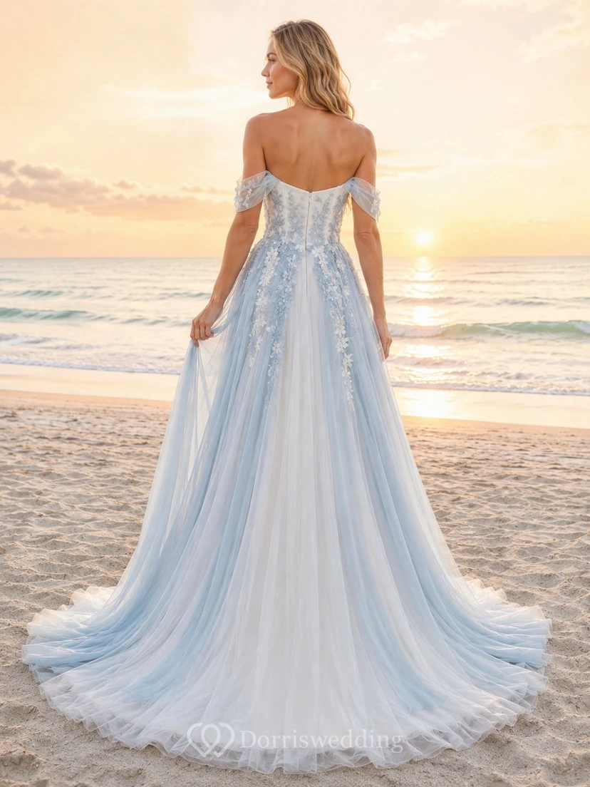 Staubblaues, schulterfreies, bodenlanges A-Linien-Brautkleid aus Spitze mit Spitze – romantisch für den Strand. view 2