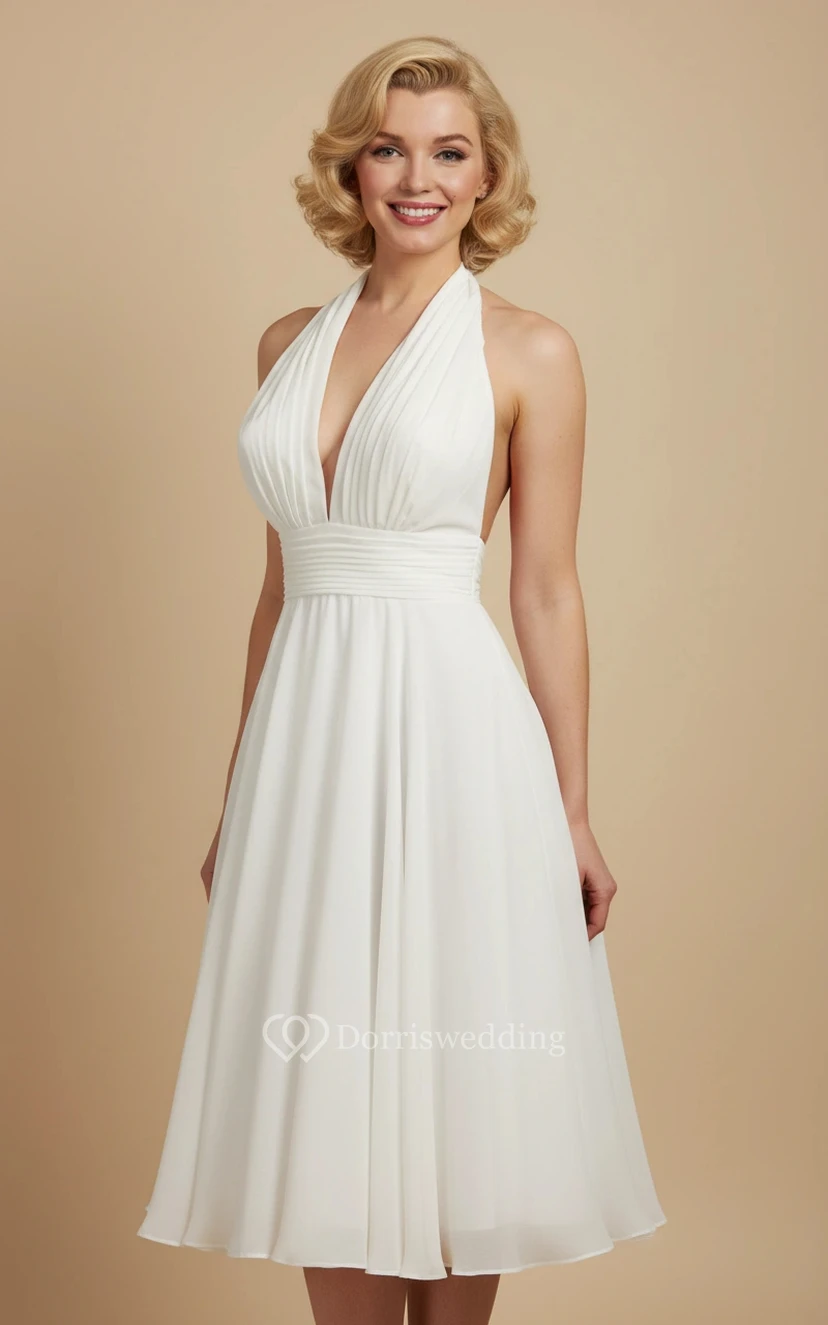 Weißes Retro-Brautkleid mit Neckholder und Raffungen in Midi-Länge – im Stil von Marilyn Monroe view 3