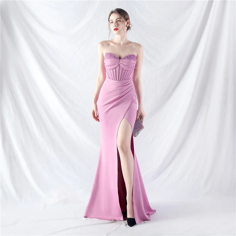 Vestido de noche de alta gama con cintura de espiga, elaborado con cuentas y forma elaborada. view 30