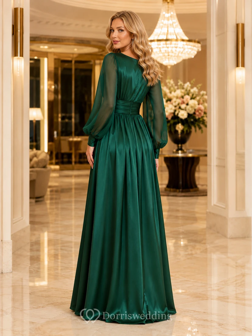 Vestido formal cruzado de satén verde oscuro con mangas obispo view 2