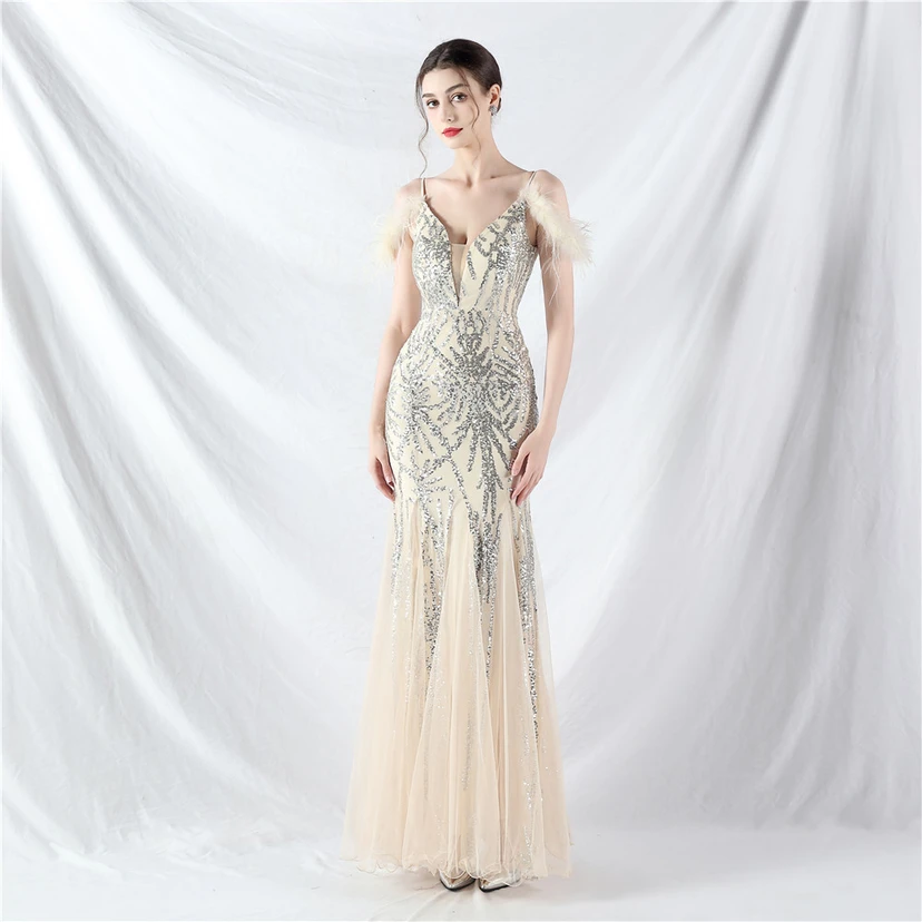 9-farbiges, handgefertigtes Abendkleid aus Kamelfedern, Netzstoff und Pailletten, sexy Trägern view 31