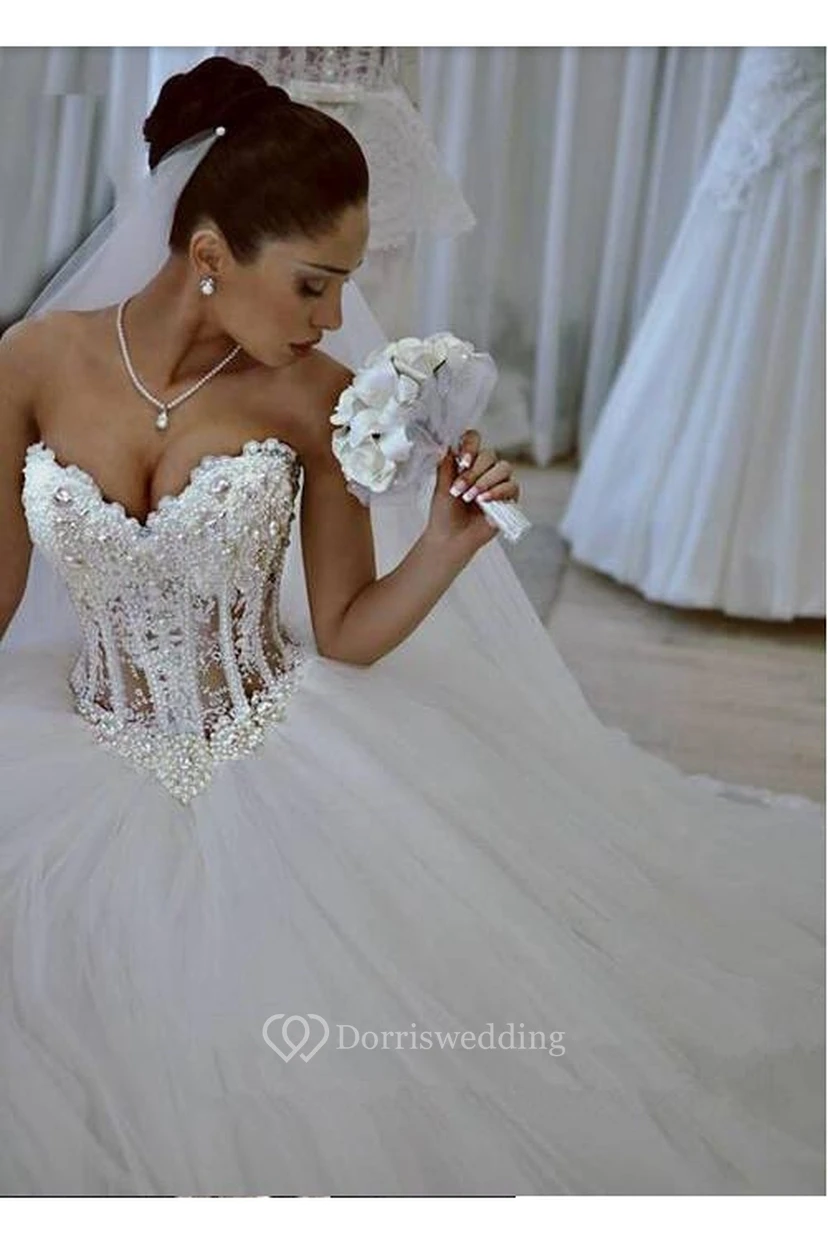 Elegant Sweetheart Sleeveless Tulle Wedding Dress With Appliques Beadings view 4