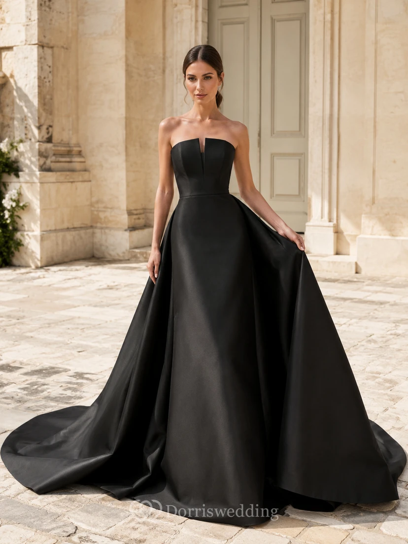 Robe de mariée spectaculaire bustier en satin avec traîne chapelle