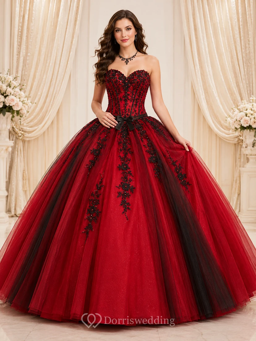Robe de bal de princesse rouge et noire de luxe, bustier cœur brodé, ornée de broderies, pour quinceañera.