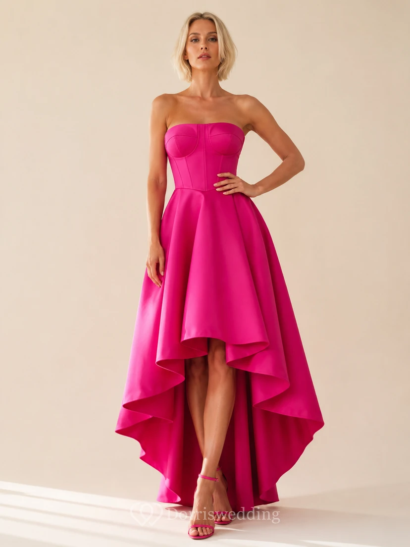 Robe de cocktail fuchsia bustier en satin asymétrique