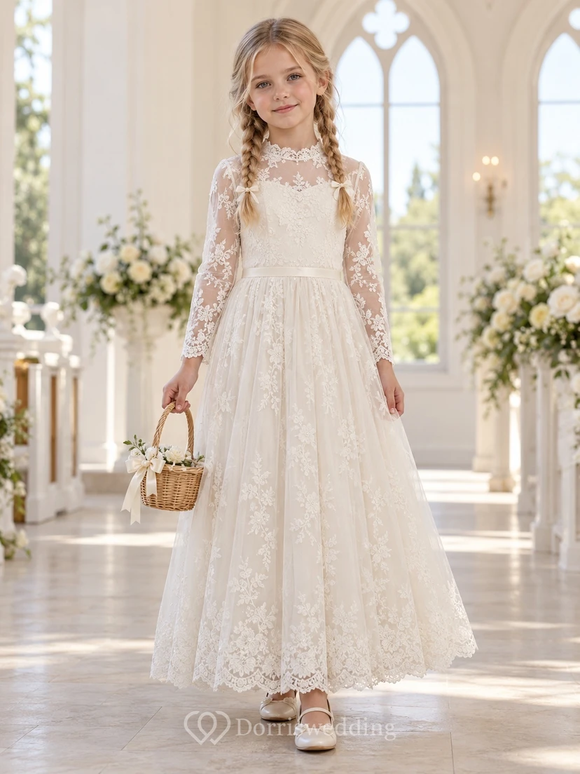 Vestido de niña de flores de cuello alto, manga larga, discreto, color marfil, con estampado floral, corte en A y encaje, largo hasta los tobillos.