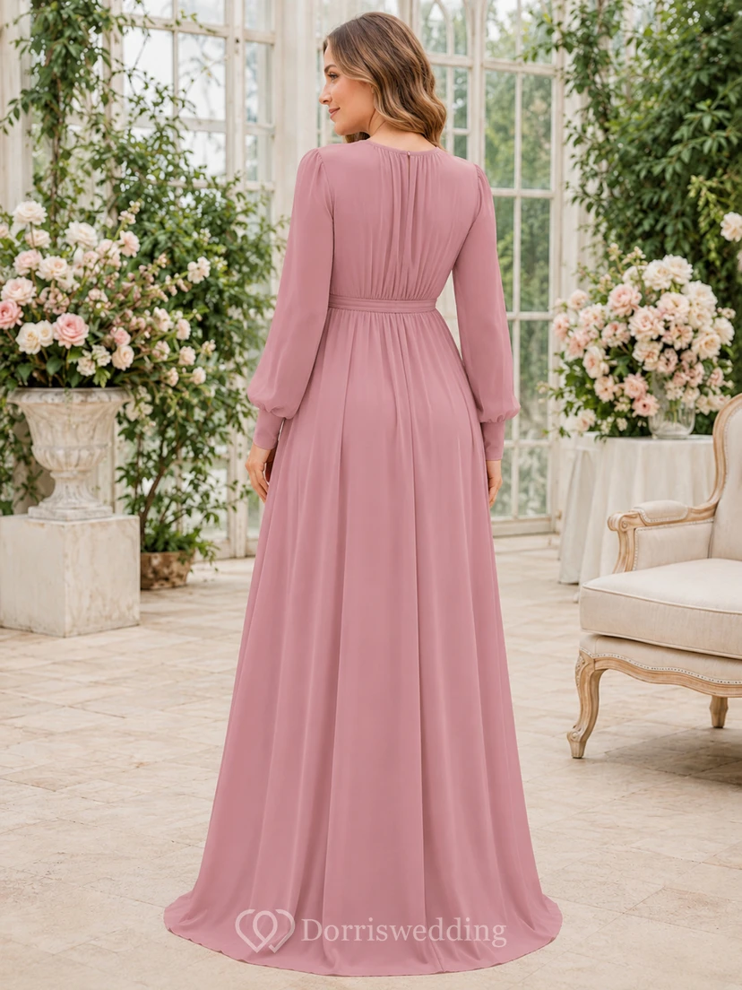 Schlichtes, hochgeschlossenes Umstandskleid aus Chiffon in Empire-Länge, staubrosafarbenem Ton mit Poetenärmeln view 2