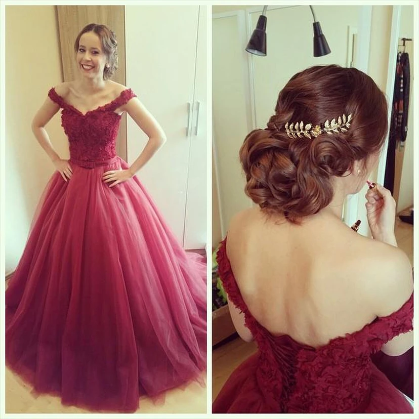 Prinzessinnen-Abendkleid mit zarten Spitzenapplikationen, schulterfrei, Schnürung view 2