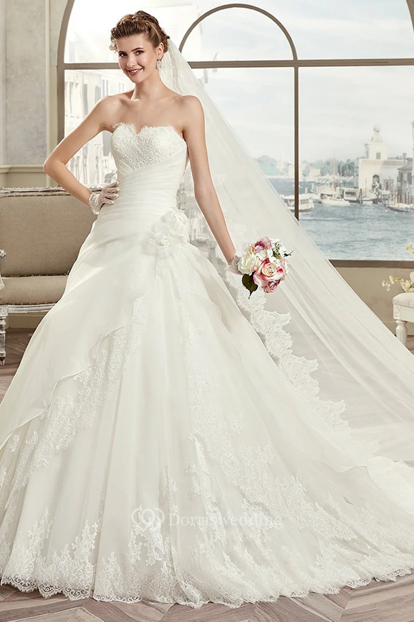 Sweetheart A-Line Bridal Gown With Bandage Waist And Asymmetrical Ruffles