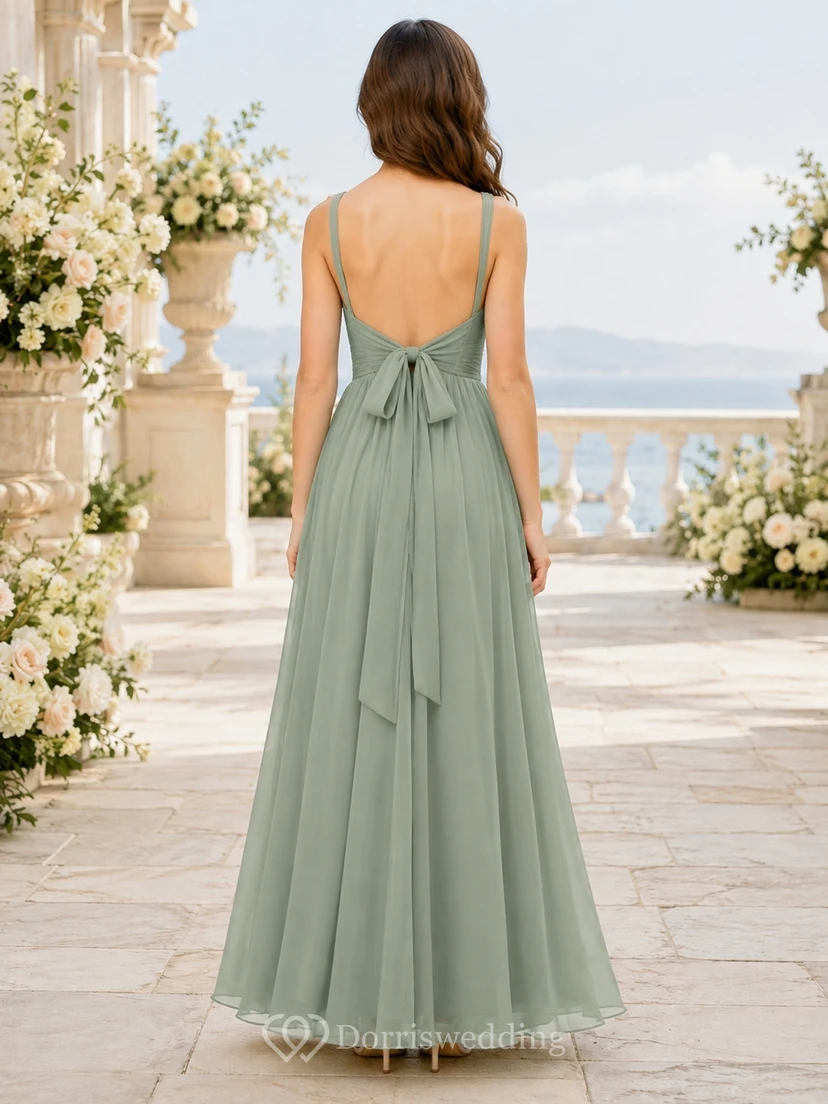 Vestido de dama de honor juvenil color celadón, corte en A, escote en V, sin mangas, de gasa, con detalle de lazo, estilo romántico. view 2