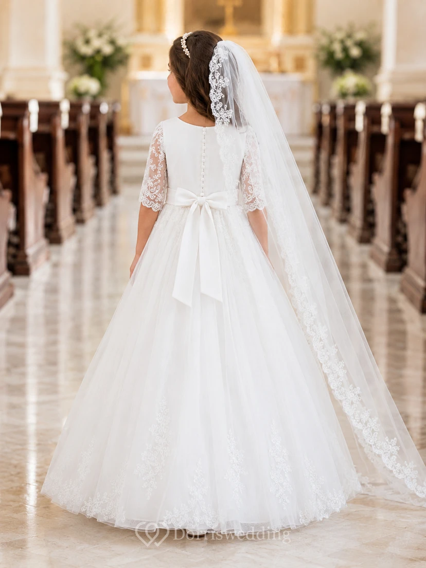 Robe de première communion en tulle à col rond et manches trois-quarts en dentelle, col rond et manches trois-quarts view 2