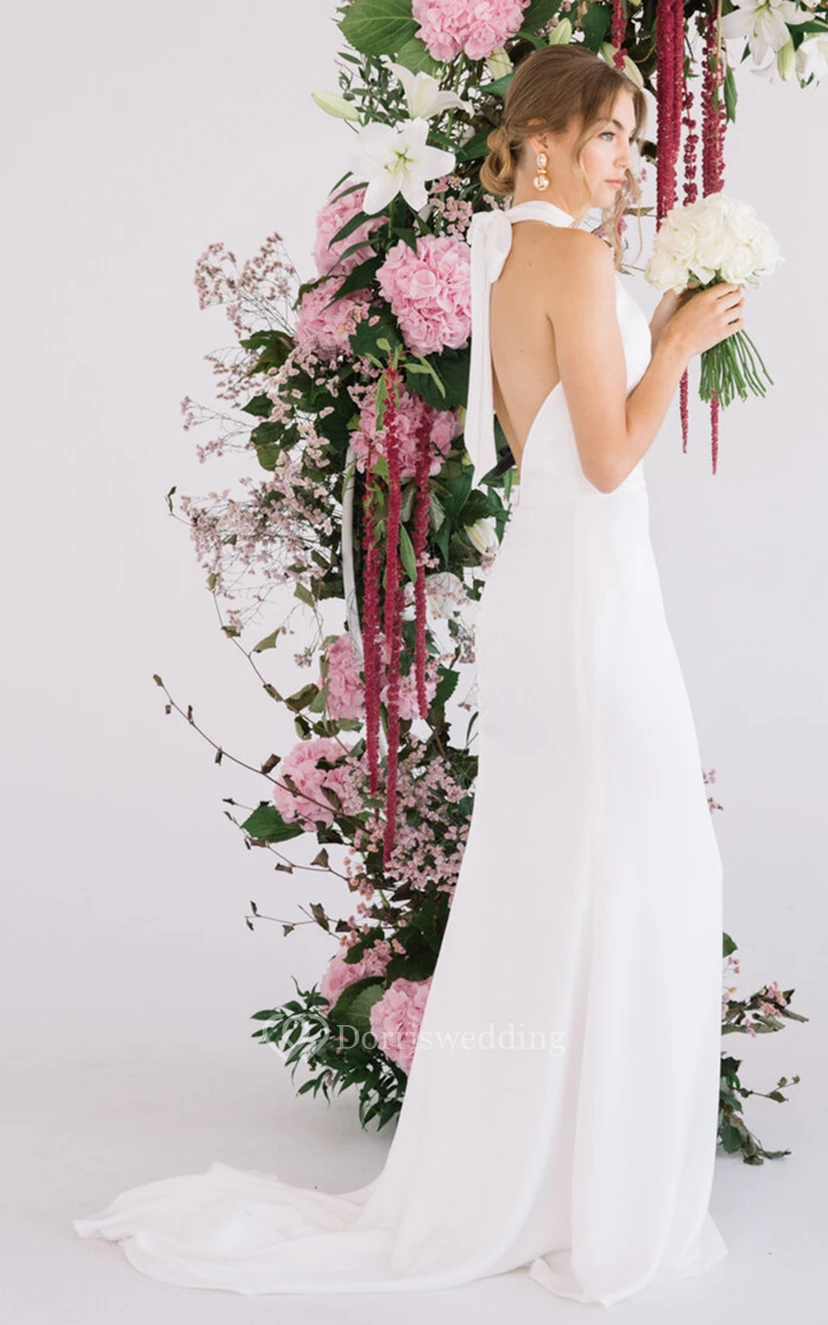 Lässiges, ärmelloses Brautkleid aus Satin mit Neckholder und Schleppe view 4