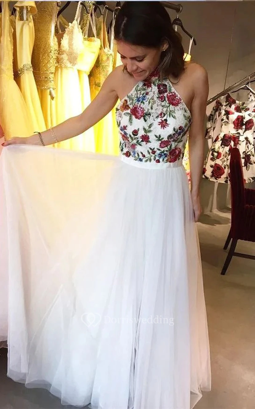 Ärmelloses, hochgeschlossenes Empire-Abendkleid aus Tüll mit floralen Applikationen view 7