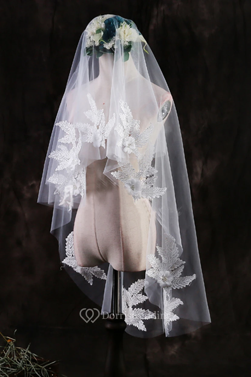 Short Handmade Lace Applique Flower Wedding Veil