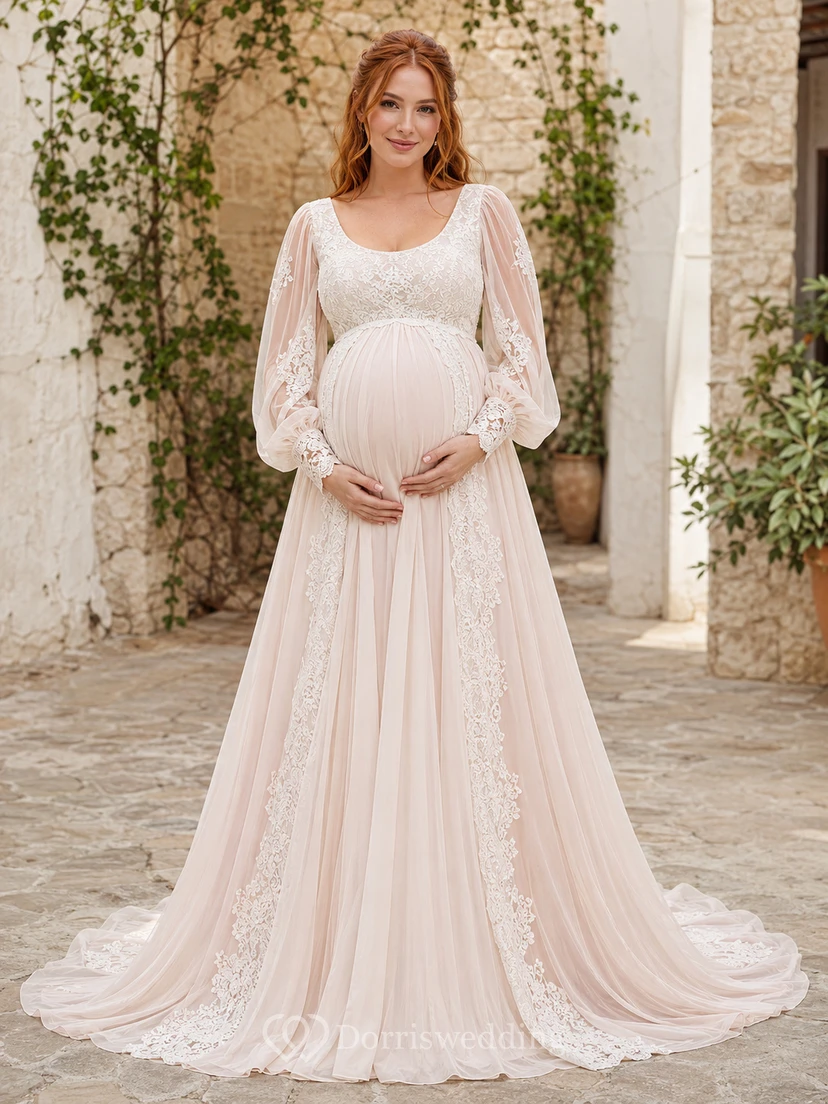 Robe de mariée de maternité à col carré et manches bouffantes, idéale pour une cérémonie en cour intérieure
