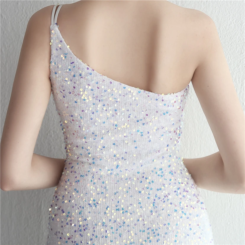 Handgefertigter Paillettenrock mit One-Shoulder-Schnitt, elegant für festliche Anlässe und Galas, mit Schlitz und Meerjungfrauenschnitt. view 50