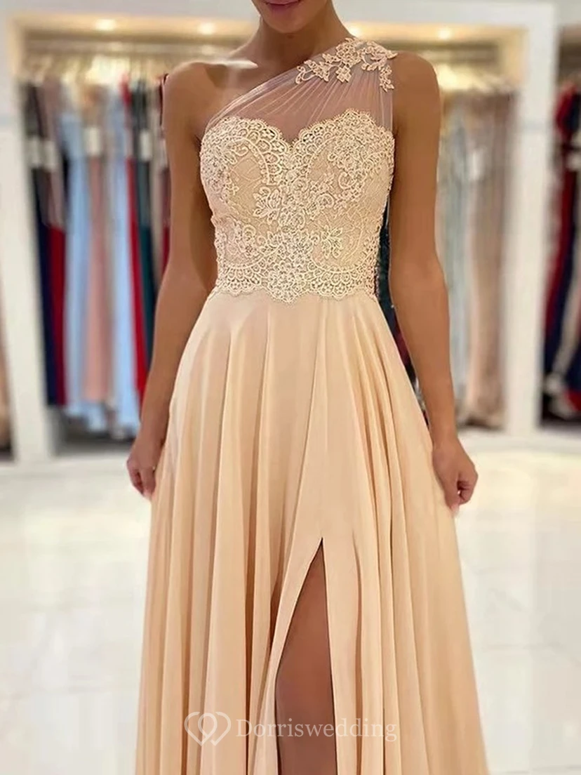 Lässiges, ärmelloses Chiffonkleid mit einem Schulterträger und vorderem Schlitz view 3