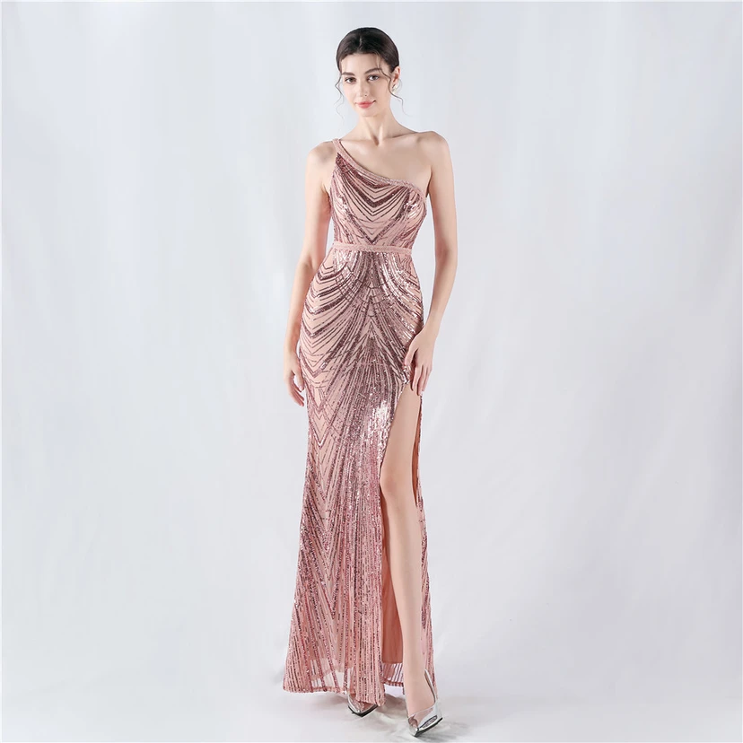 Vestido de noche asimétrico con escote alto y escote alto, adornado con cuentas florales y flores. view 43