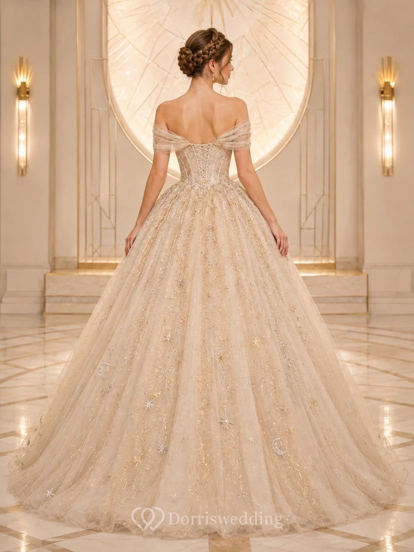 Champagnerfarbenes, schulterfreies, besticktes Tüll-Ballkleid view 2