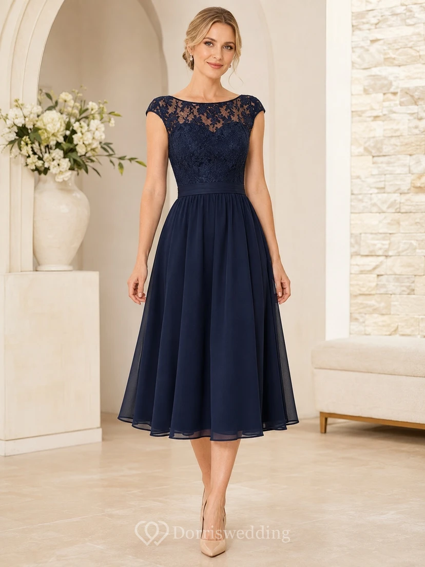 Elegantes, marineblaues Chiffon-Gästekleid mit Spitzenärmeln, Teelänge und natürlicher Taille