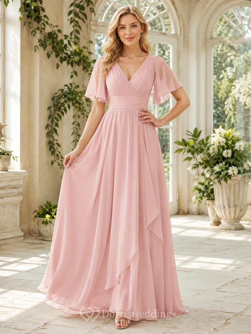 Formelles, bodenlanges Chiffonkleid mit V-Ausschnitt, flatternden Ärmeln und drapiertem A-Linien-Schnitt