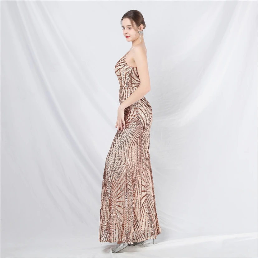 Robe de soirée longue à bretelles en maille transparente ornée de perles et de sequins view 58