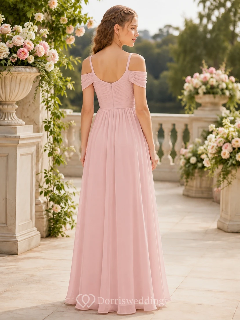 Vestido de dama de honor juvenil rosa perla, corte en A, hombros descubiertos, mangas cortas. view 2