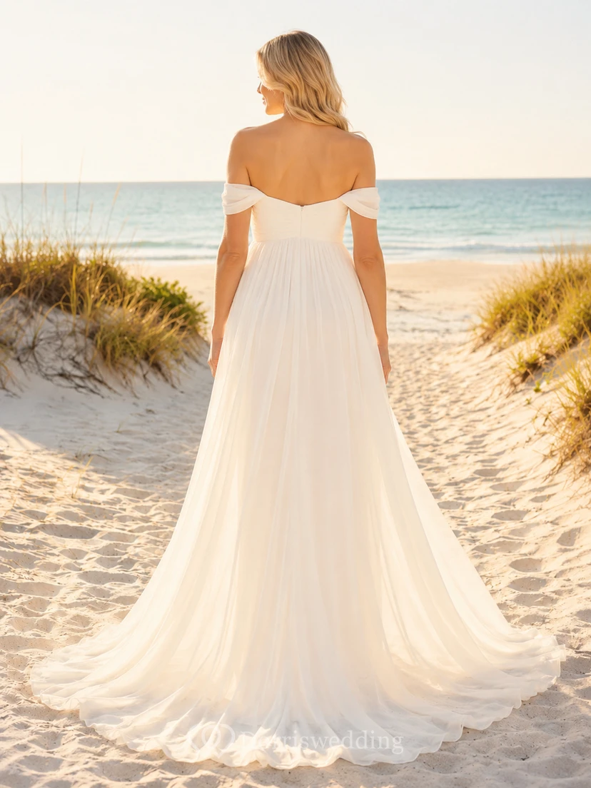Vestido de novia premamá con hombros descubiertos, sencillo, corte en A, ideal para la playa, con cola fluida. view 2