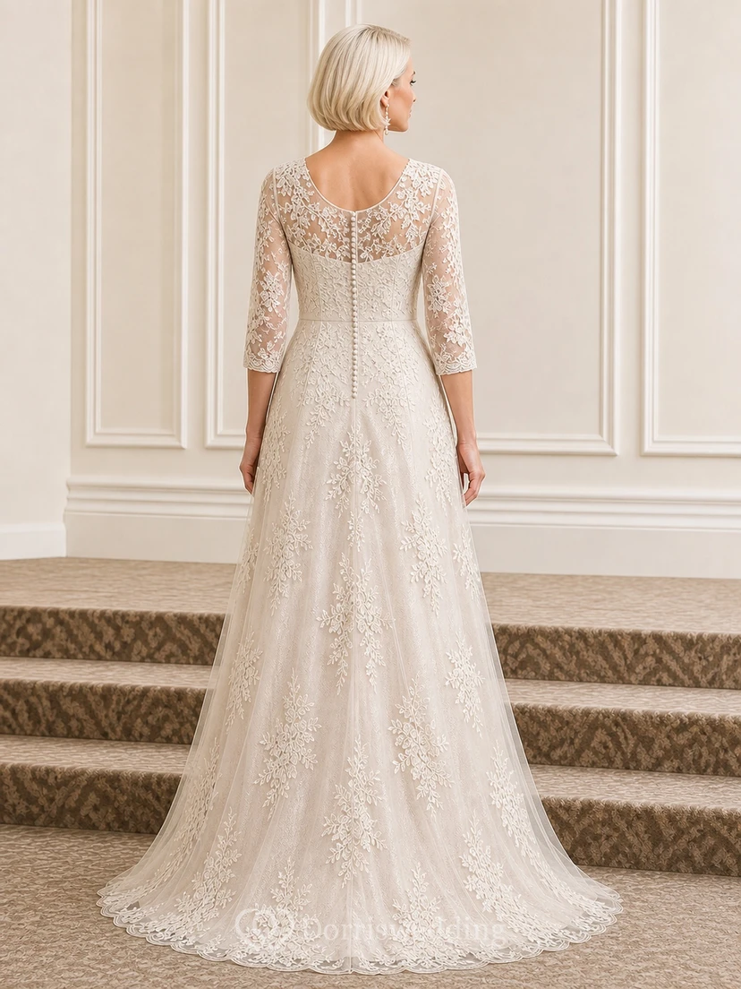 Robe de mère de la mariée élégante et sobre, coupe trapèze, en dentelle, longueur au sol, manches trois-quarts, col bateau, manches trois-quarts, idéale pour les mariées plus âgées. view 2