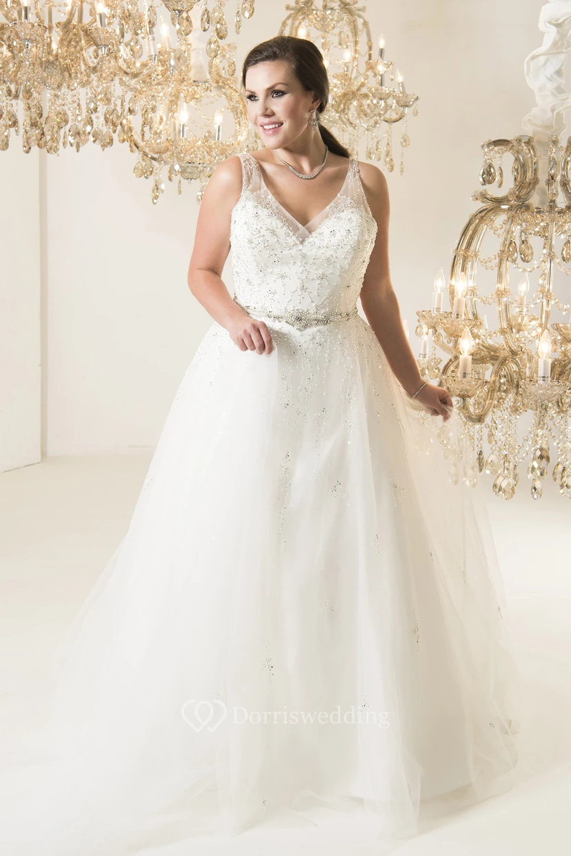 Ball Gown Floor-Length V-Neck Sleeveless Tulle Court Train Deep-V Back Beading Dress