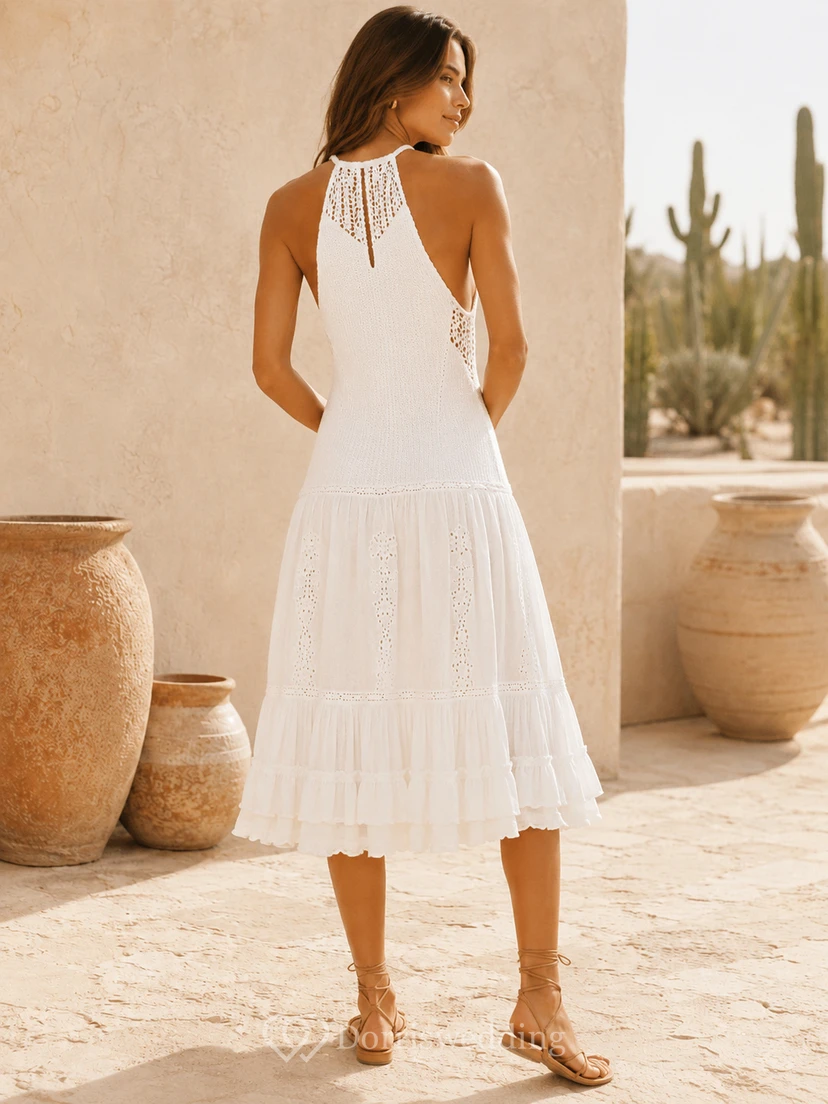 Weißes gehäkeltes, gestuftes Strandkleid aus Spitze im Boho-Stil mit Neckholder für Gäste view 2
