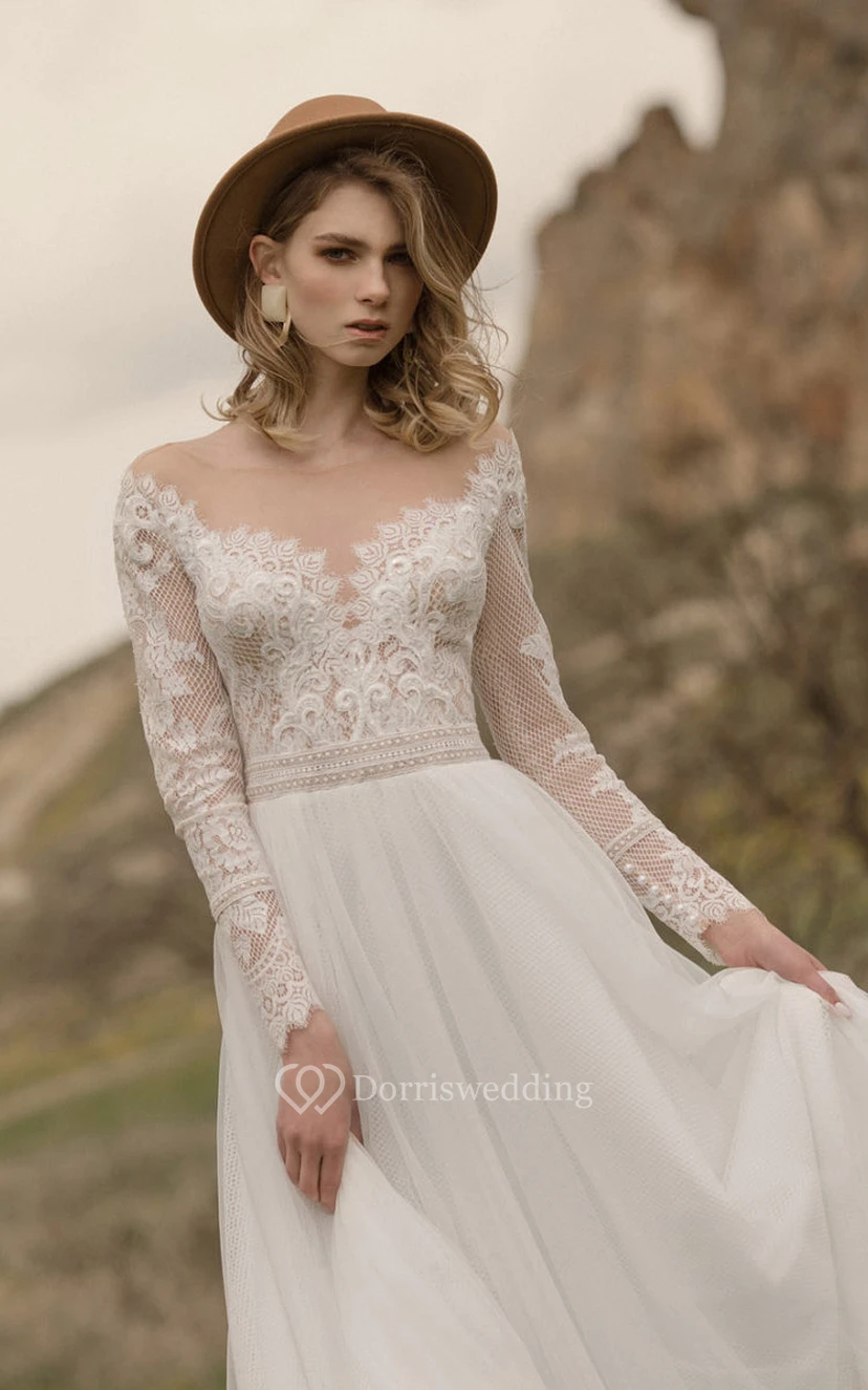 Robe de mariée champêtre fluide en mousseline de soie à manches longues et dentelle, épaules dénudées view 4