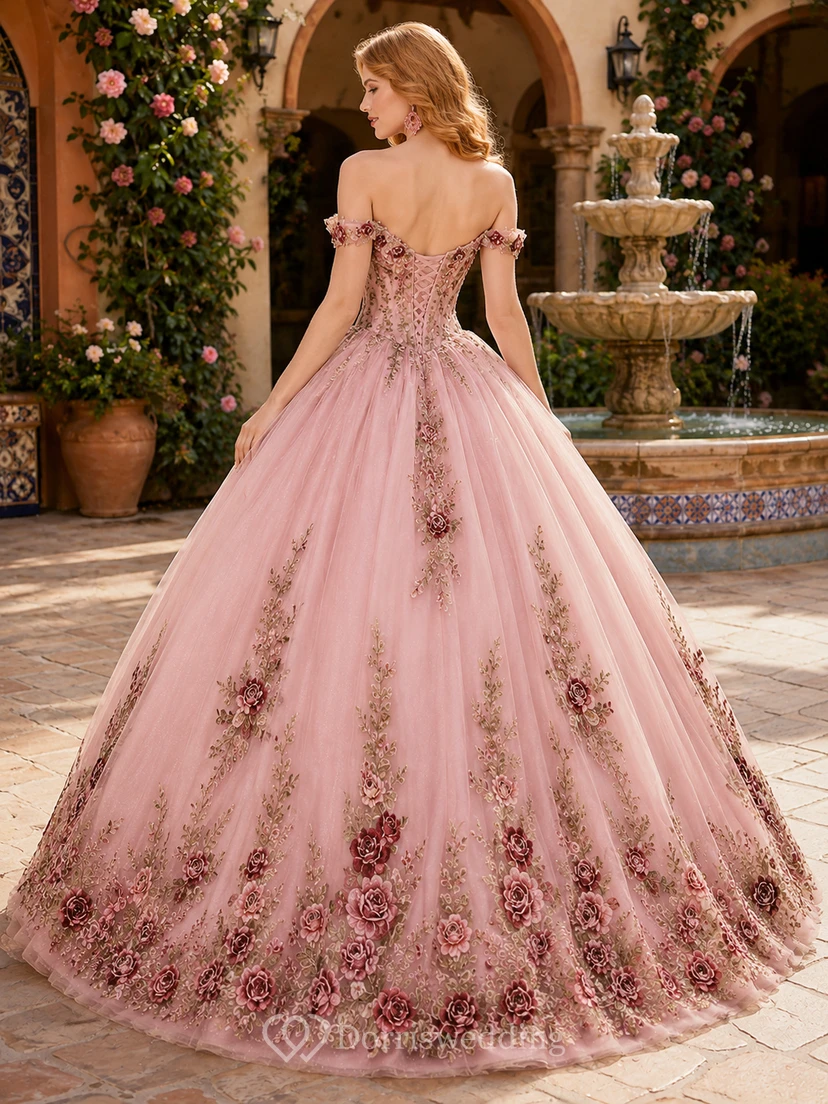 Vestido de fiesta formal de princesa para quinceañera, estilo princesa, con hombros descubiertos y bordado de rosas, color rosa estilo Hacienda. view 2