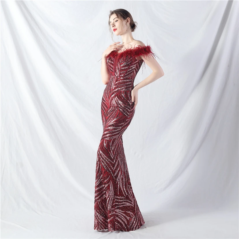 Robe de soirée haut de gamme à sequins, ornée d'un gilet à taille en arêtes de poisson et de plumes d'autruche. view 33